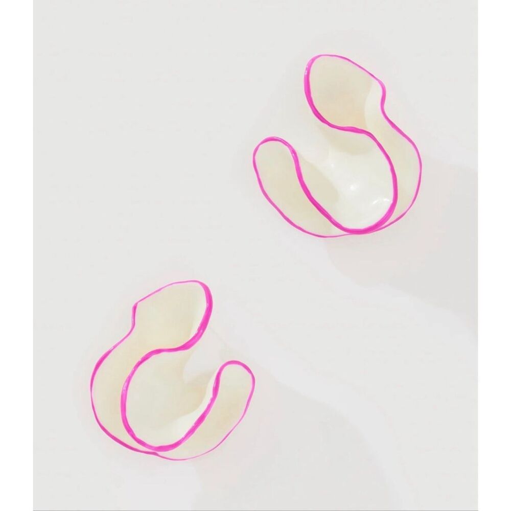 8 Other Reasons Auda Statements Earrings White Pink Wavy Abstract Floral NWT